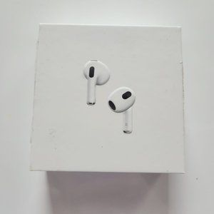 Apple - AirPods 3rd generation with MagSafe Charging Case White Model:MM…